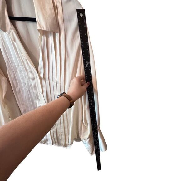 INC- Women’s Cream Button Down 100% Silk Pintuck French Cuff Blouse, Plus 18W - Picture 8 of 11